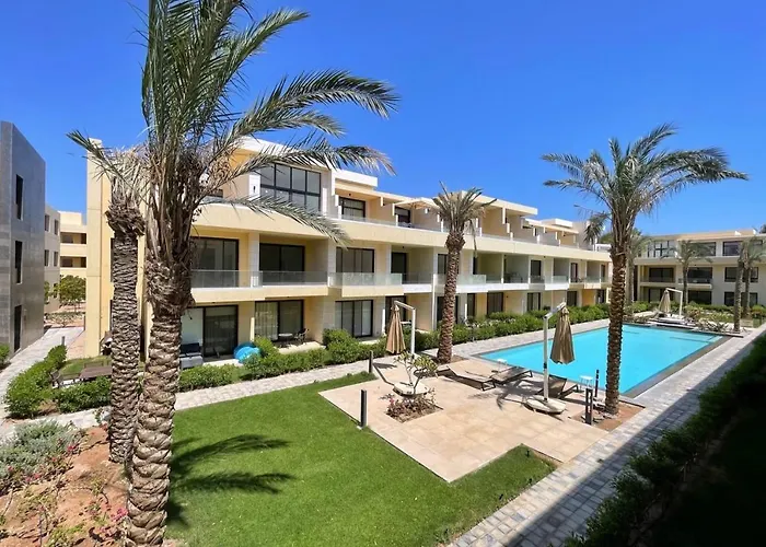 The Snuggly G Cribs El Gouna