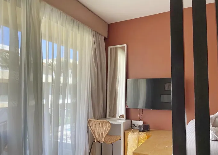 The Snuggly G Cribs El Gouna *